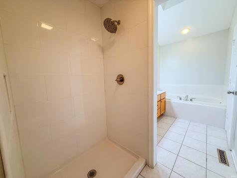 5614 Garden Terrace South Bend IN 46614