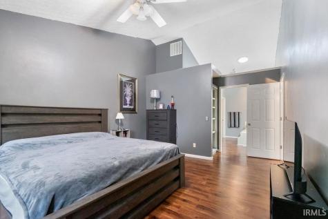 1872 Valley View Drive Kokomo IN 46902