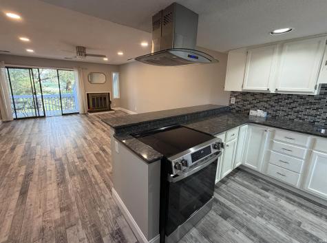 9013 S Pointe Ridge Lane Bloomington IN 47401