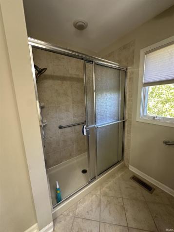 2522 E Saint Thomas Point Fort Wayne IN 46815