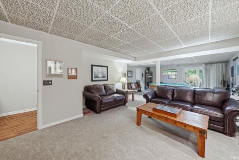 2522 E Saint Thomas Point Fort Wayne IN 46815