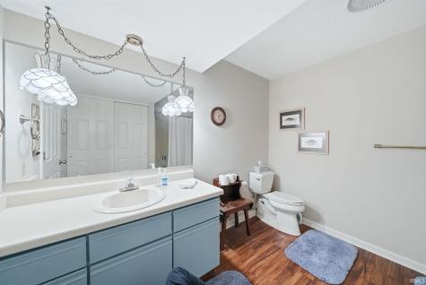2522 E Saint Thomas Point Fort Wayne IN 46815