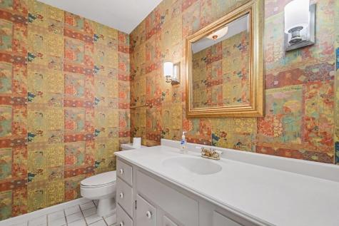 732 Riverside Court South Bend IN 46616
