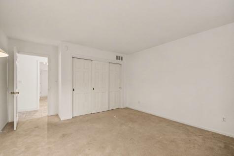 732 Riverside Court South Bend IN 46616