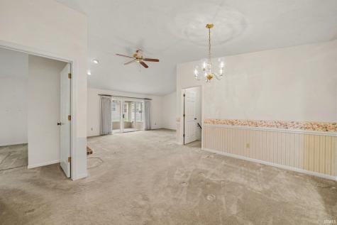 5814 Aberdeen Drive South Bend IN 46614