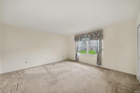5814 Aberdeen Drive South Bend IN 46614