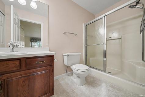 5814 Aberdeen Drive South Bend IN 46614