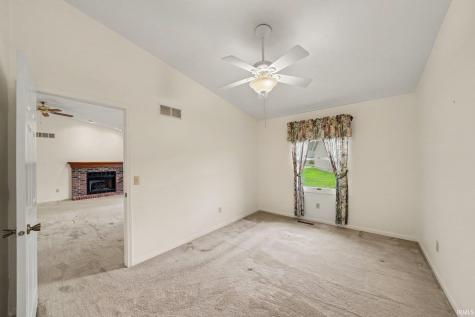 5814 Aberdeen Drive South Bend IN 46614