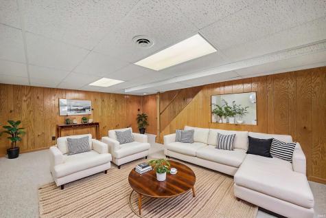 5814 Aberdeen Drive South Bend IN 46614