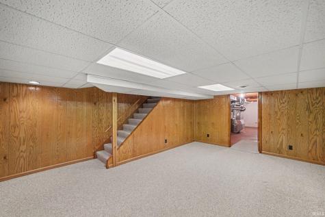 5814 Aberdeen Drive South Bend IN 46614
