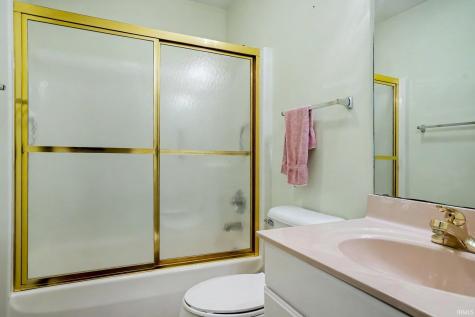 17813 Bay Winds Drive South Bend IN 46635
