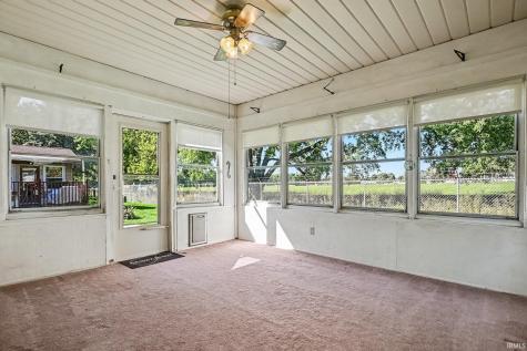 2007 E Farnsworth Drive South Bend IN 46614
