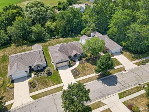 918 Falcon Creek Parkway Fort Wayne IN 46845