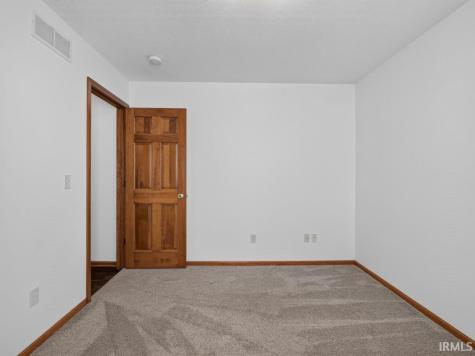 918 Falcon Creek Parkway Fort Wayne IN 46845