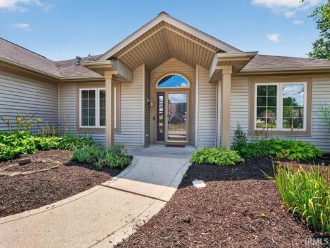 918 Falcon Creek Parkway Fort Wayne IN 46845