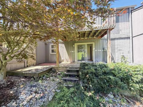 2913 W Winterberry Court Bloomington IN 47404