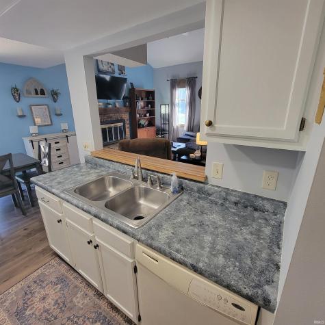 5136 Pinebrook Drive Fort Wayne IN 46804