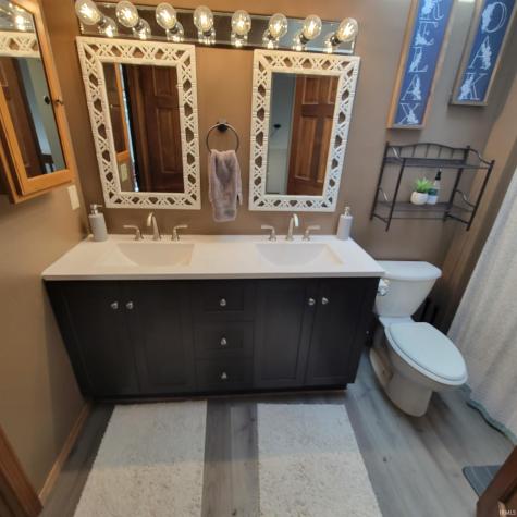 5136 Pinebrook Drive Fort Wayne IN 46804