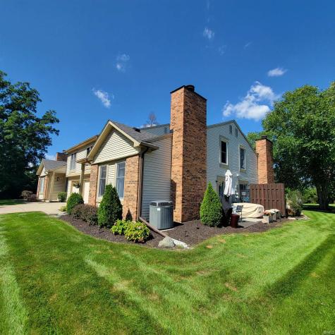 5136 Pinebrook Drive Fort Wayne IN 46804