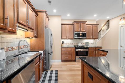 526 Kamm Island Place Mishawaka IN 46544