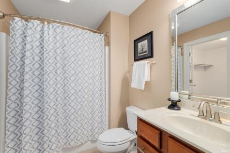 526 Kamm Island Place Mishawaka IN 46544