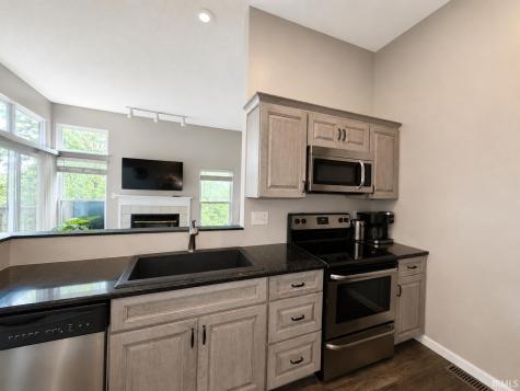 9668 S Bay Pointe Court Bloomington IN 47401