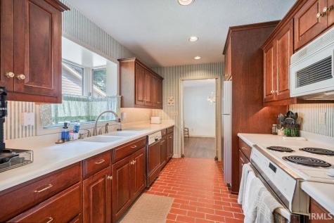 3295 Woodhaven Trail Kokomo IN 46902