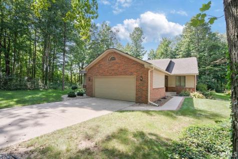 3295 Woodhaven Trail Kokomo IN 46902
