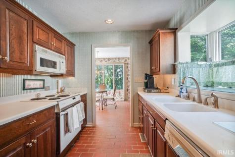 3295 Woodhaven Trail Kokomo IN 46902