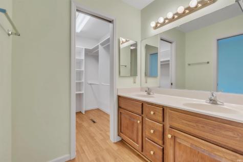 1311 Somerset Court Goshen IN 46528
