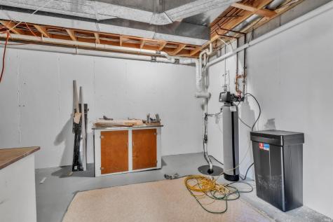 1311 Somerset Court Goshen IN 46528