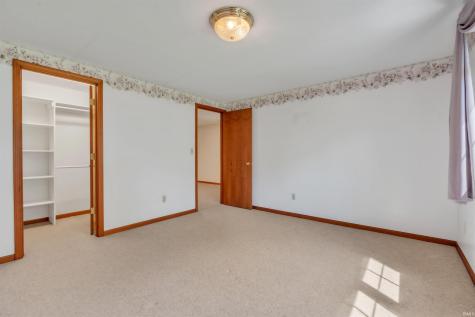 1311 Somerset Court Goshen IN 46528