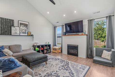 13417 Martingale Cove Grabill IN 46741