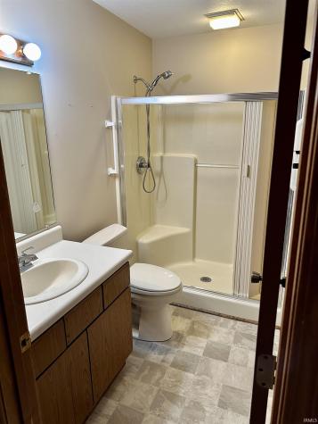 1548 E Kammerer Road Kendallville IN 46755