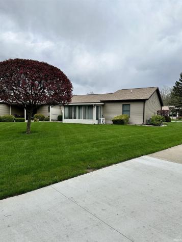 1548 E Kammerer Road Kendallville IN 46755