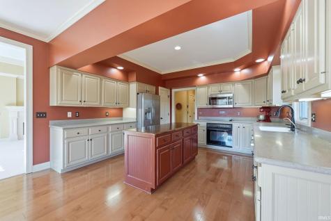 12015 Sycamore Lakes Court Fort Wayne IN 46814
