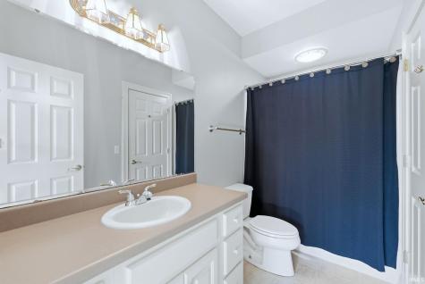 12015 Sycamore Lakes Court Fort Wayne IN 46814
