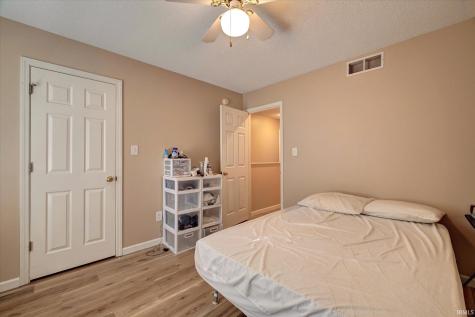 3425 S Oaklawn Circle Bloomington IN 47401