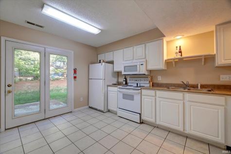 3425 S Oaklawn Circle Bloomington IN 47401