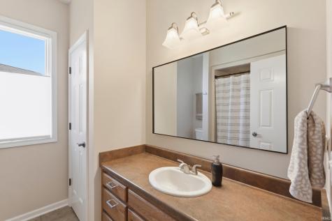 212 Fiddlers Cove Fort Wayne IN 46825
