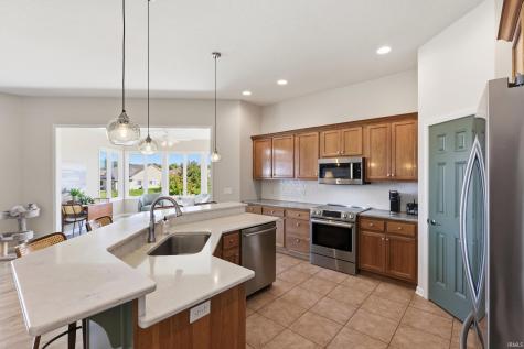 212 Fiddlers Cove Fort Wayne IN 46825
