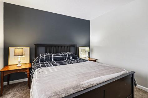 1527 N Oakhill Drive South Bend IN 46637
