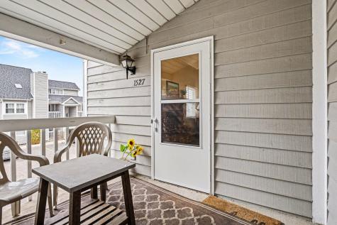 1527 N Oakhill Drive South Bend IN 46637