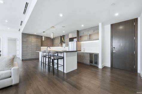 202 W Berry Street Fort Wayne IN 46802