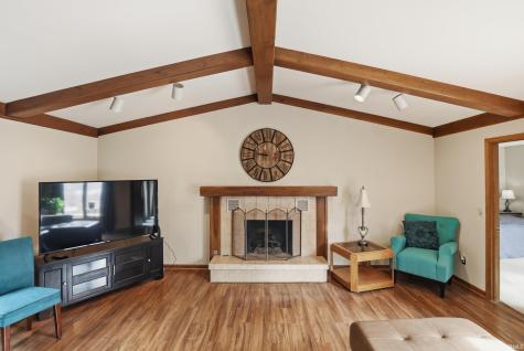 9715 Woodland Ridge East Fort Wayne IN 46804