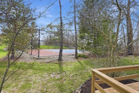 9715 Woodland Ridge East Fort Wayne IN 46804