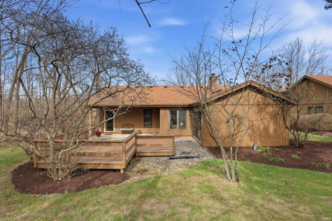9715 Woodland Ridge East Fort Wayne IN 46804
