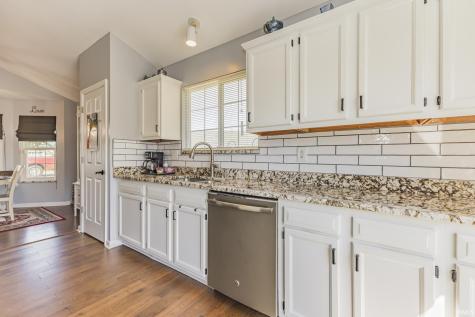 4908 W Churchill Court Muncie IN 47304