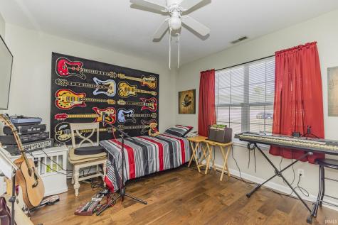 4908 W Churchill Court Muncie IN 47304