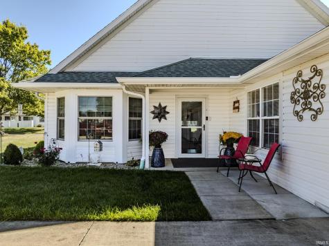 4908 W Churchill Court Muncie IN 47304